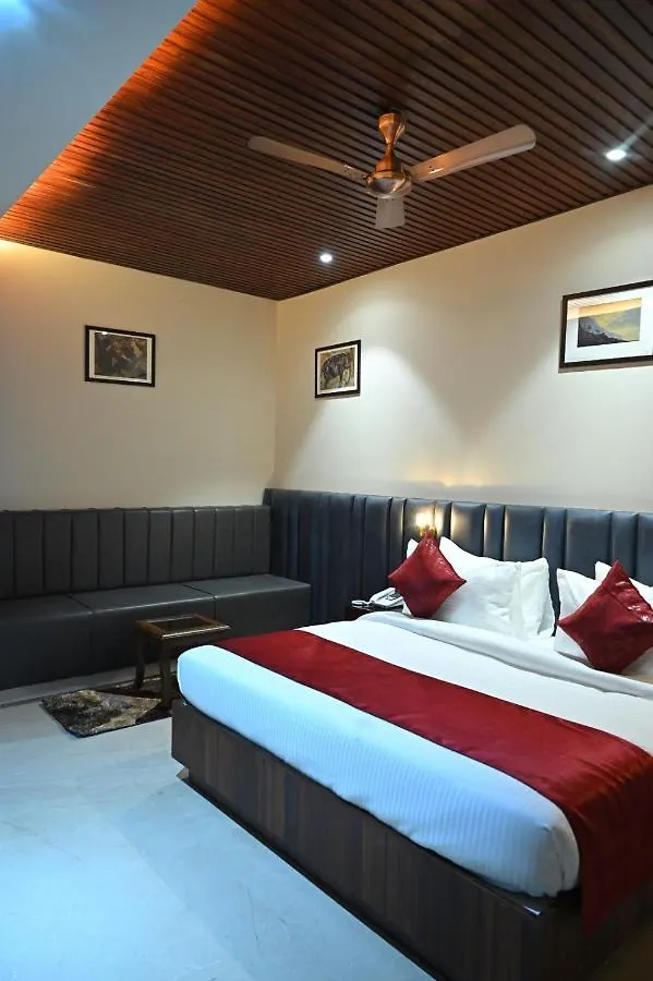 Hotel Lamp Inn Panchkula